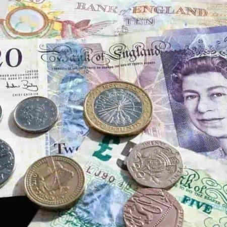 GBP Slides on Back of Imminent Exit of British PM